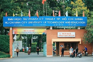 Phó hiệu trưởng Trường Đại học Sư phạm kỹ thuật TP.HCM bị kỷ luật cảnh cáo