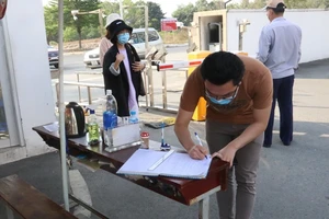 Những sinh viên đầu tiên quay trở lại ký túc xá ĐHQG TP.HCM