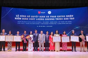 Trường ĐH Văn Lang có đến 10 chương trình học đạt chuẩn kiểm định
