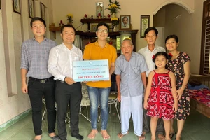 Suất học bổng 'đặc biệt' của hai tân sinh viên cùng trúng tuyển ngành Y khoa