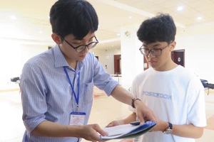 Gần 90 ngàn thí sinh háo hức đi thi đánh giá năng lực để xét tuyển đại học