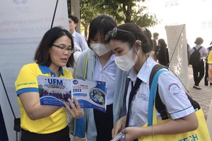 5 ngành học có điểm chuẩn cao nhất Trường ĐH Tài chính Marketing