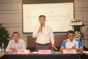 Báo chí phải thay đổi cách tiếp cận thông tin