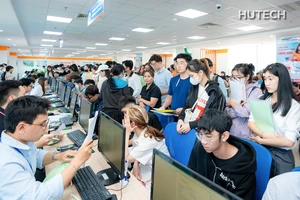 Từ sáng nay, thí sinh bắt đầu xác nhận nhập học sau khi trúng tuyển đại học