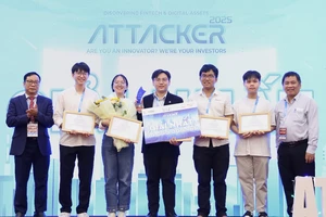 ‘AI trợ lý pháp lý’ của sinh viên Bách Khoa chiến thắng cuộc thi ATTACKER 2025