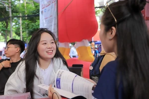 Các trường đại học lên tiếng việc bỏ hay giữ xét tuyển học bạ