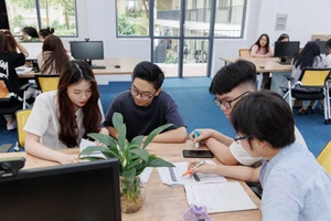 1 đại học ở TP.HCM hỗ trợ học phí cho gần 3.000 sinh viên bị ảnh hưởng bão số 10