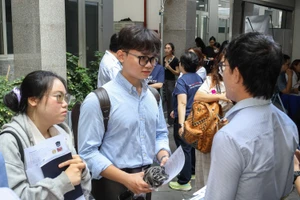 1 ngày sinh viên Luật 'thực chiến' việc làm, học sinh trải nghiệm làm sinh viên Luật