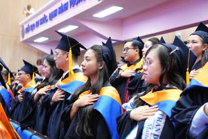Đại học ở TP.HCM hỗ trợ đến 560 triệu đồng/người cho học viên sau đại học