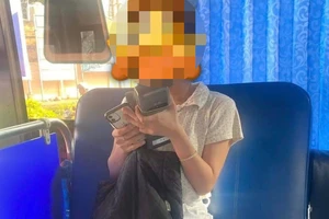 Thông tin mới về vụ nữ tiếp viên xe buýt ‘tịch thu’ thẻ sinh viên