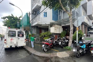 Người đàn ông chết trong tư thế treo cổ trong khách sạn ở quận Gò Vấp