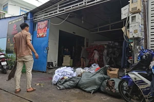 Cháy công ty in ấn, thiêu rụi nhiều tài sản ở quận 12