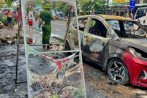 Lời khai của người tưới xăng 'dọa vợ' làm cháy tiệm spa ở Bình Dương