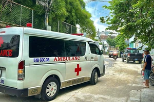 Tìm người thân người đàn ông tử vong trong nhà trọ ở quận 8