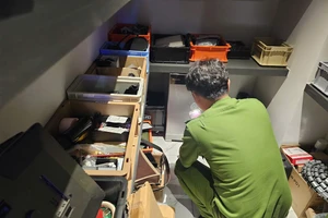 Công an TP.HCM khám xét căn hộ cao cấp 300m² của 'Ngân 98'