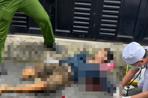 Người bán vé số khuyết tật tử vong bên đường 