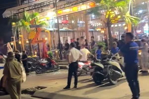 TP.HCM: Công an xác minh nhóm người ẩu đả trong quán nhậu