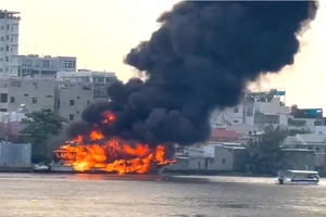Thông tin mới vụ cháy tàu King Yacht trên sông Sài Gòn