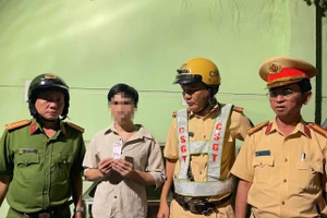 Tuần tra tại chợ đầu mối Thủ Đức, công an phát hiện 1 trường hợp dương tính ma tuý