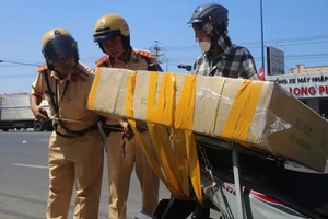 CSGT Bình Triệu mở cao điểm, kéo giảm tai nạn trên Quốc lộ 13