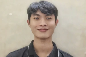 Phát hiện xe và balo dưới chân cầu Phú Mỹ của nam sinh năm 3 đang bị mất liên lạc