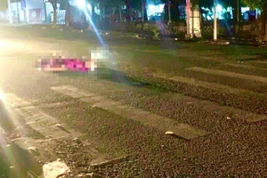 Người đàn ông tử vong bất thường giữa đường ở TP.HCM