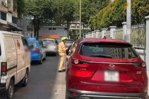 CSGT TP.HCM xử lý hơn 21.700 trường hợp dừng, đỗ xe sai quy định trong cao điểm 45 ngày đêm