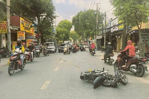 Tìm 2 người rời khỏi hiện trường sau vụ tai nạn làm một người bị thương