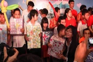 Chung tay xoa dịu nỗi đau cho trẻ em khuyết tật