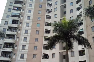 Nghi vấn người đàn ông nhảy lầu bệnh viện tử vong