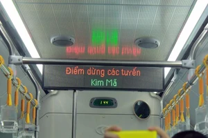 Xe buýt nhanh BRT được vận hành chạy thử kỹ thuật