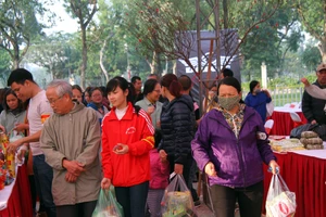 Phiên chợ tết đặc biệt giá 0 đồng