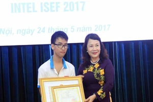 Phạm Huy: Cánh tay robot chỉ là phiên bản thử nghiệm