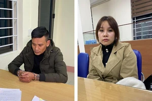 Bắt quả tang 5 đôi nam nữ mua bán dâm trong nhà nghỉ 