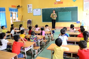 Huyện duy nhất ở Hà Nội cho học sinh lớp 1 tới trường kiểm tra học kì I