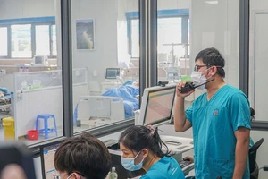 Cả nước có hơn 94.000 ca mắc COVID-19 trong ngày, Hà Nội liên tục dẫn đầu 