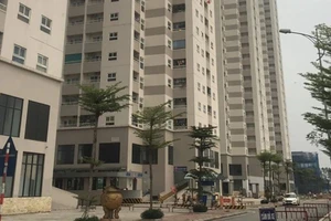 1 người rơi từ tầng cao của chung cư, tử vong