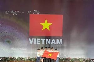 Việt Nam giành 2 huy chương vàng tại kỳ thi Olympic Toán quốc tế