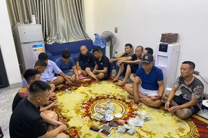 Công an Hưng Yên khởi tố 18 con bạc từ một vụ đột kích