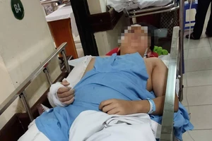 Nam sinh nhảy từ tầng 3 xuống đất, nghi do bị bạn học ‘chế giễu’