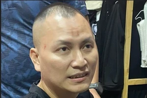 Đặc nhiệm hình sự bắt bị can đang mang 2 lệnh truy nã