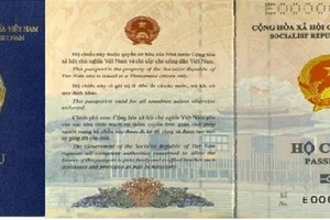 Hộ chiếu gắn chip có khả năng lưu trữ thông tin sinh trắc học