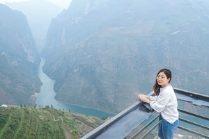 Chiêm ngưỡng vẻ đẹp của 'đệ nhất hùng quan' ở Hà Giang