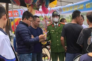 Mâu thuẫn trong lễ hội, người đàn ông bị đâm tử vong