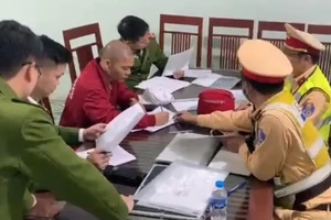 1 xe khách dùng giấy kiểm định giả từ năm 2020 đến nay