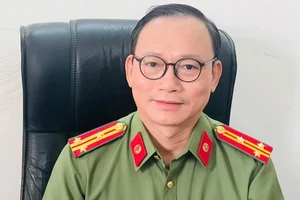 Thượng tá công an chỉ cách tránh 'sập bẫy' lừa tiền qua điện thoại