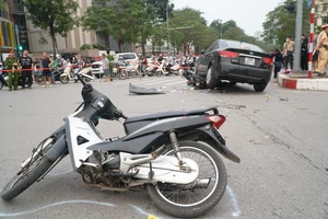 Công an Hà Nội chỉ đạo điều tra làm rõ vụ tai nạn khiến 17 người bị thương