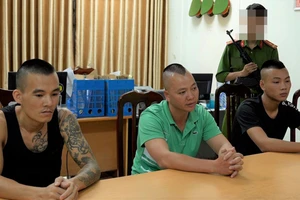 Bắt nhóm cho vay thu lợi bất chính 15 tỉ đồng 