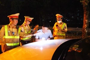 Hơn 550.000 trường hợp vi phạm nồng độ cồn bị xử lí trong 9 tháng đầu năm