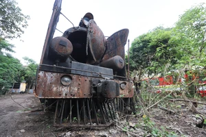 Cận cảnh đầu máy xe lửa hơi nước Tự Lực sắp được đưa ra trưng bày 